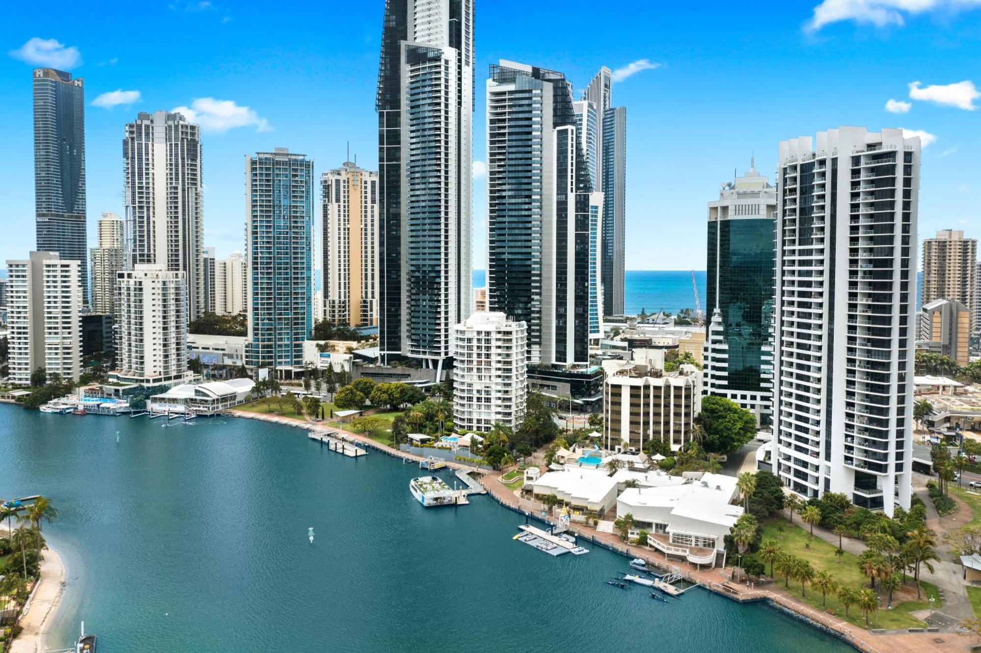Tiki Hotel Apartments Surfers Paradise Gold Coast Dış mekan fotoğraf